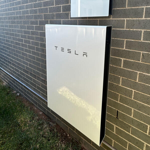 Tesla Powerwall solar battery installed on side of Geelong home